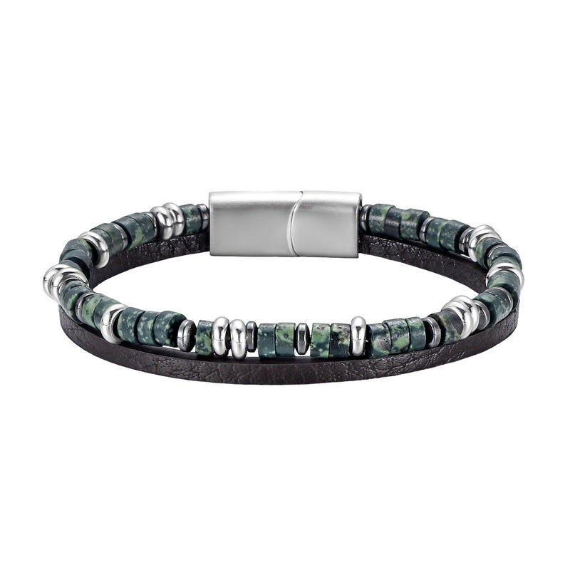 Bracelet masculin en cuir noir avec pierres naturelles vertes et détails métalliques argentés, fermoir sécurisé acier.