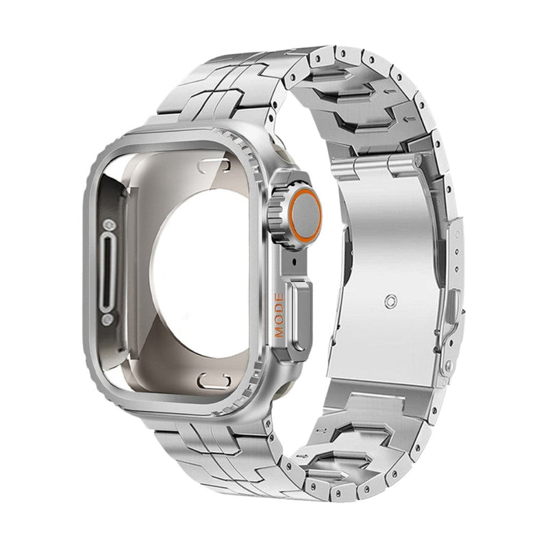 Bracelet montre Apple en titane gris argenté, maille moderne robuste, boucle déployante et ligne orange distinctive sur la.