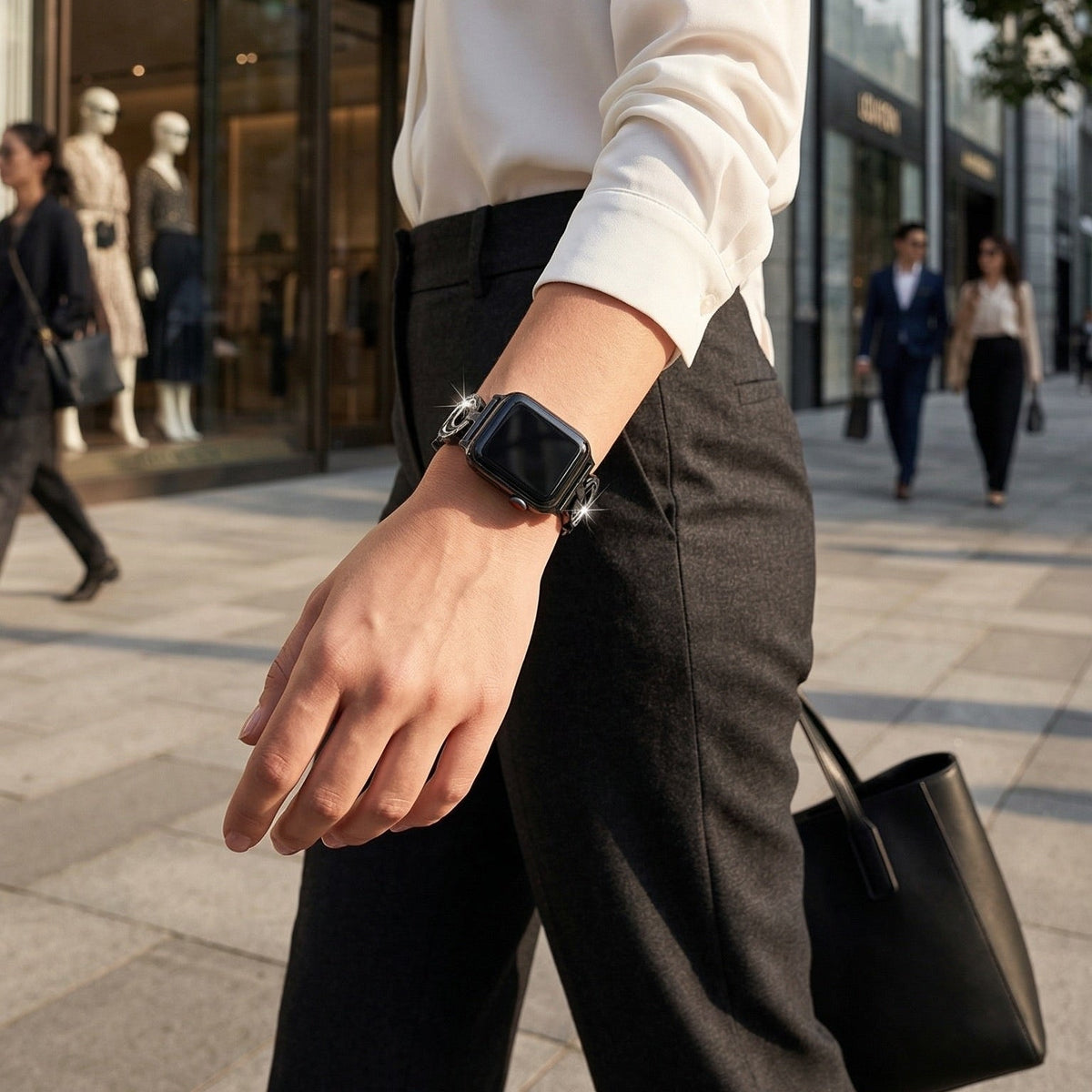 Apple Watch bracelet, circular links with moon motif set with zircons, Gipsy model