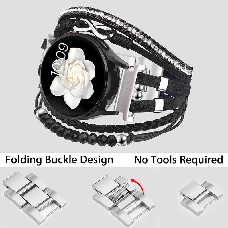 Bracelet montre noir multi-rangs en simili cuir vegan avec perles argentées et symbole infini, fermoir pliant métallique.