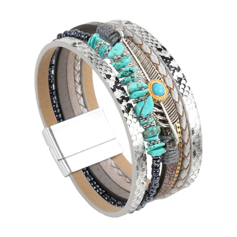 Bracelet multi-rangs en cuir et pierres naturelles, fermoir magnétique, plume argentée et pierre, style bohème élégant, modèle Erénis