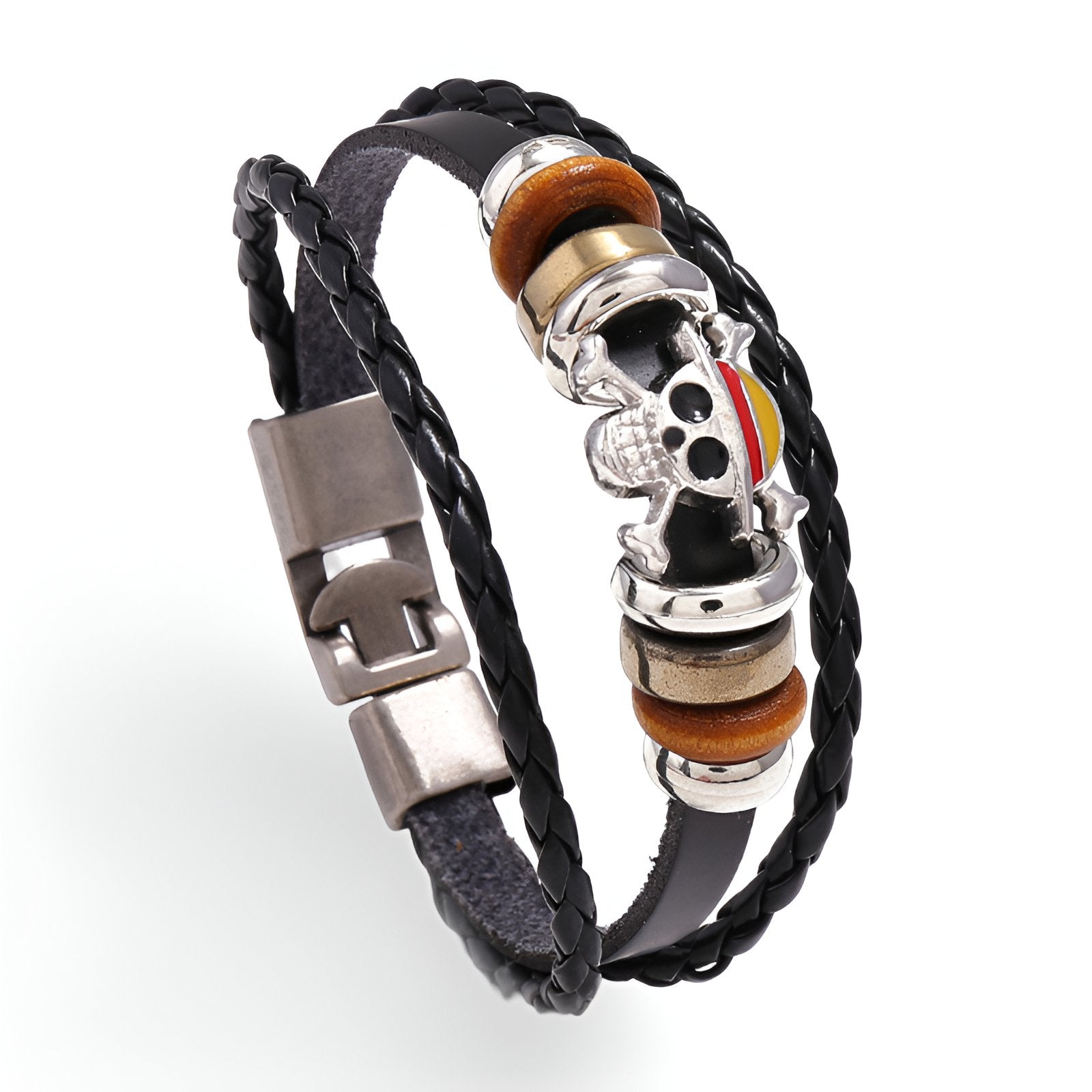 Bracelet multi-rangs noir en cuir tressé avec breloques métal et bois, thème Luffy One Piece.