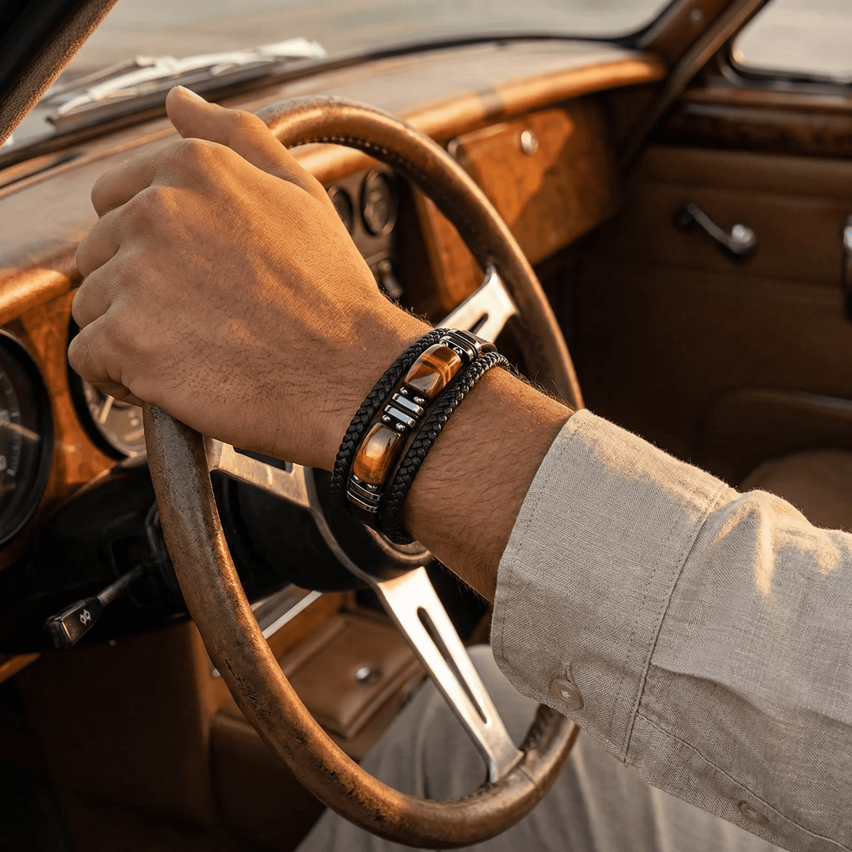 Mehrreihiges Armband aus natürlichem Tigerauge, magnetischer Edelstahlverschluss, für Herren, Modell Raven