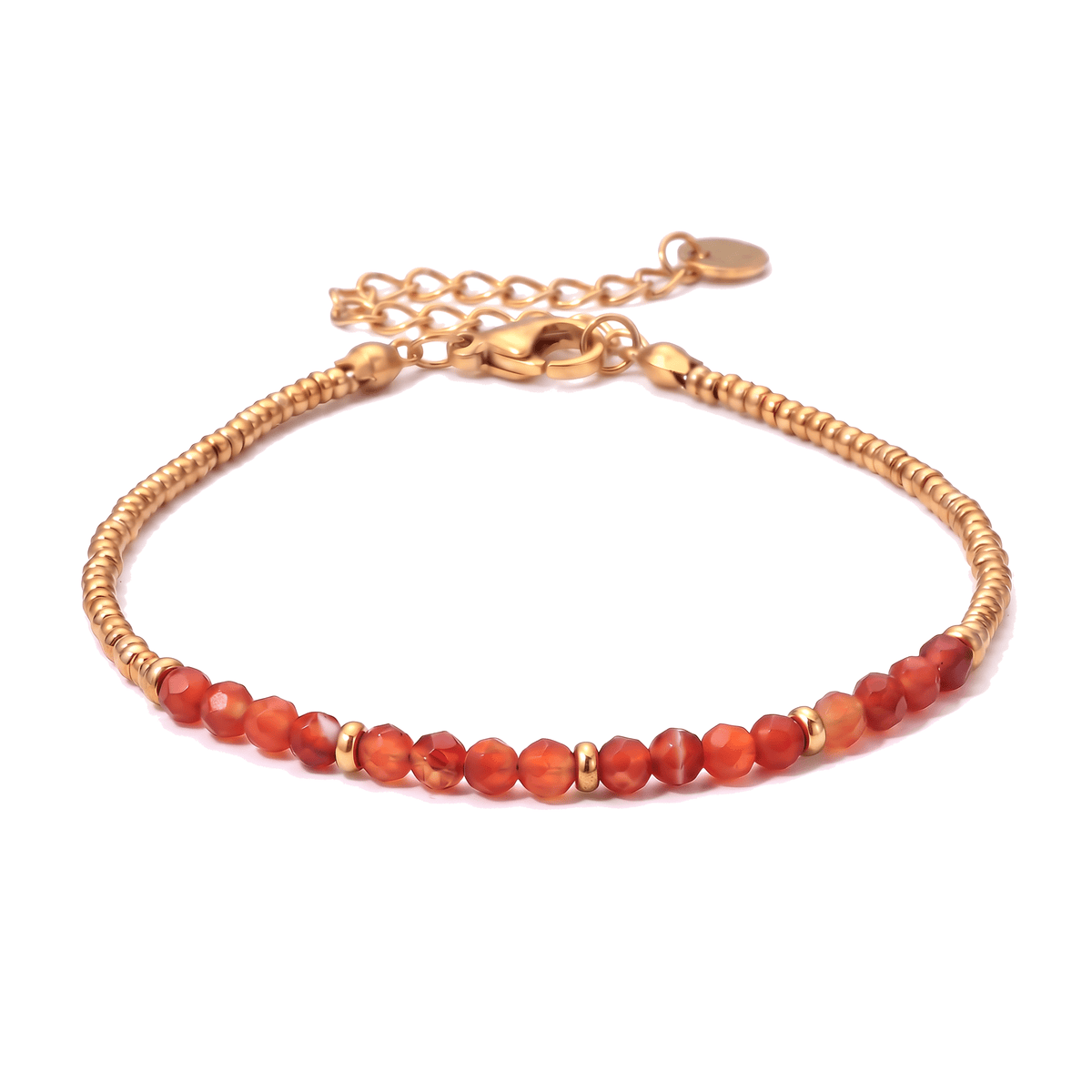 Packshot studio bracelet Dison Cornaline, vue frontale basse posée sur table, fond blanc pur — 9 octobre 2026