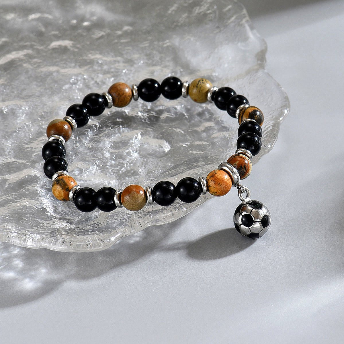 Bracelet perles onyx et jaspe, charm ballon de football, ajustable, pour homme, modele Warren