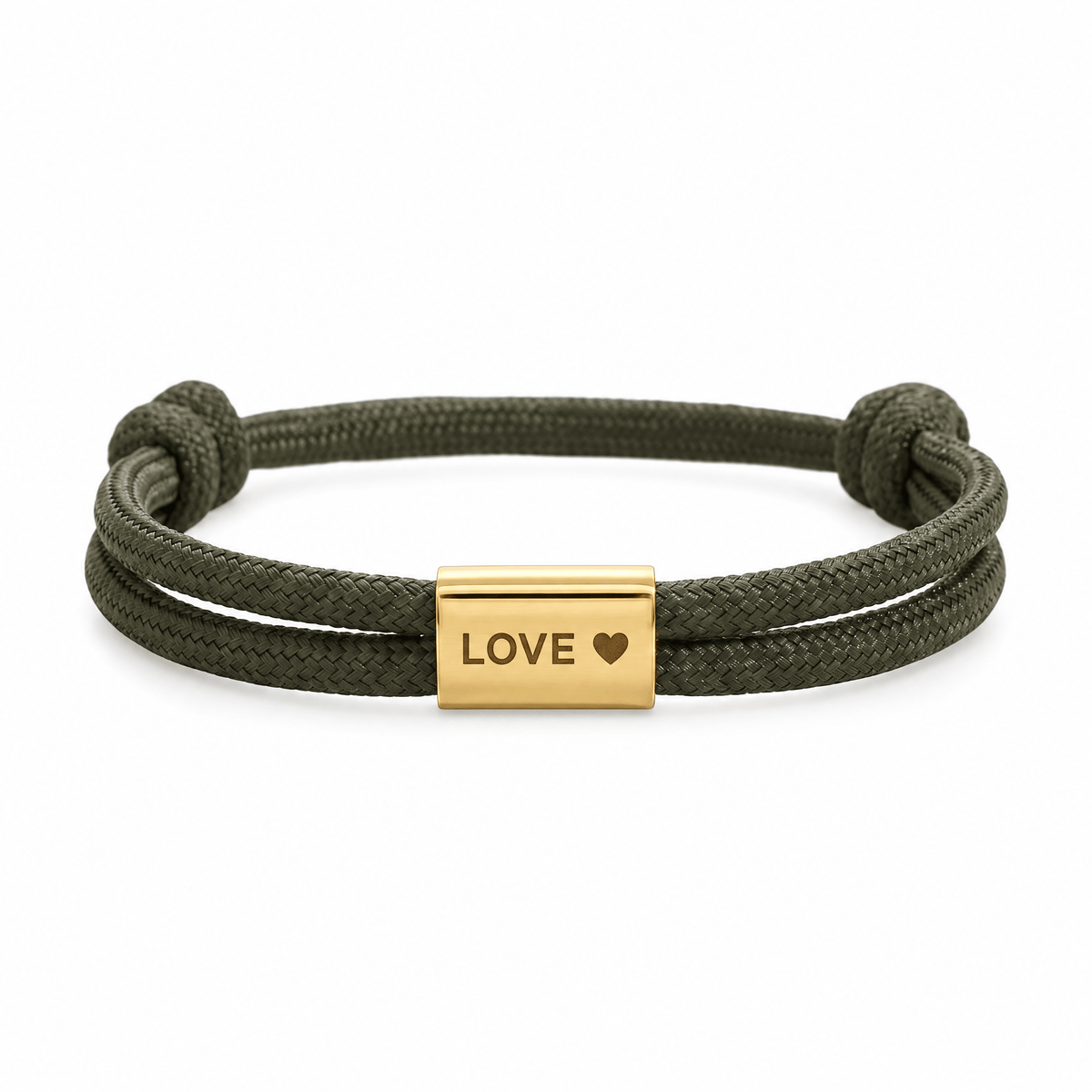 Bracelet Veyron Kaki et or, plaque centrale gravée LOVE ♥, posé de face sur fond blanc