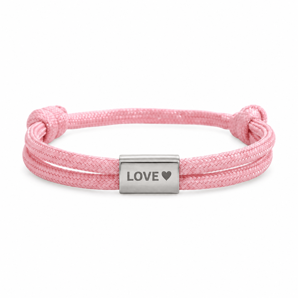 Bracelet Veyron Rose et argent, plaque centrale gravée LOVE ♥, posé de face sur fond blanc