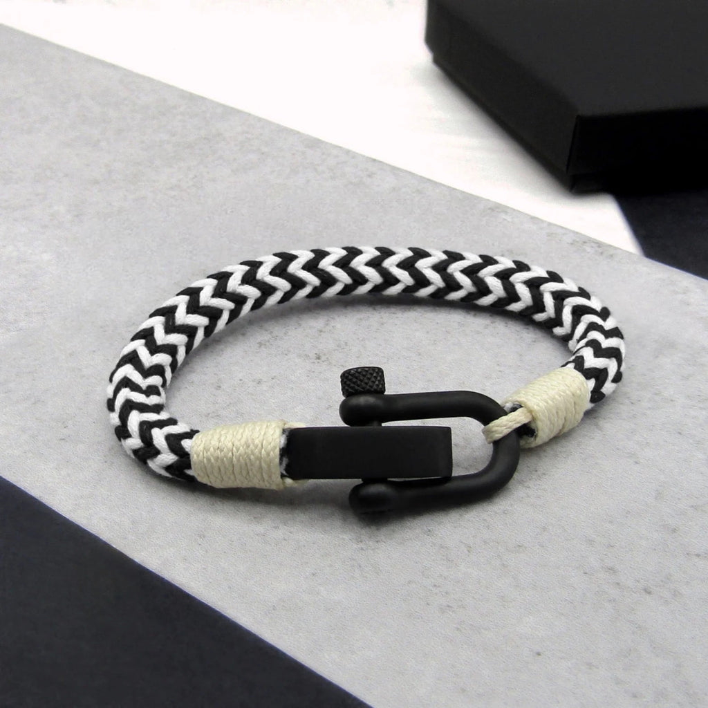 Bracelet personnalisé à mousqueton noir, pour homme, modèle Ilyes - La Boutique du Bracelet