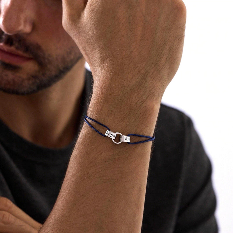 Personalisierbares Armband für Paare, Freunde oder Familie mit ineinander verschlungenen Ringen, verstellbarem Band, Namensgravur, Symbol für ewige Verbundenheit, Modell Pantor