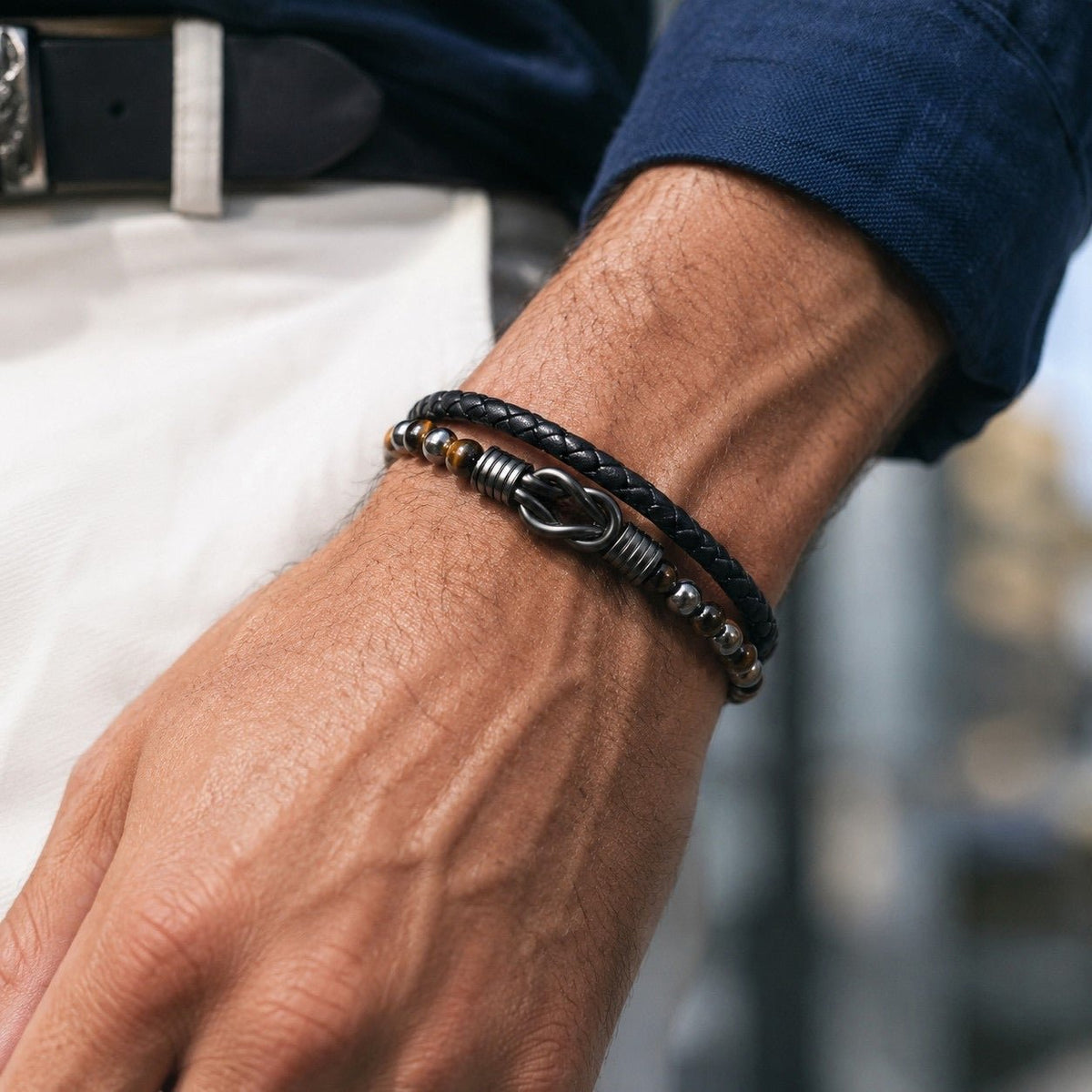 Bracelet personnalisé double rang pour homme, œil de tigre et obsidienne, noir tressé avec noeud celtique, fermoir acier gravable, idée cadeau, modèle Alviron
