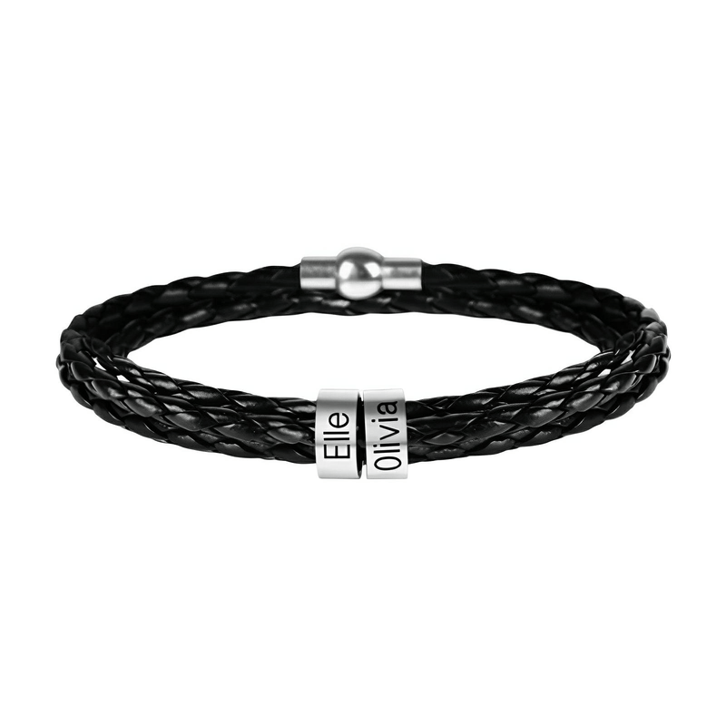 Bracelet en cuir noir tressé triple tour avec deux anneaux en acier gravés "Elle" et "Olivia".