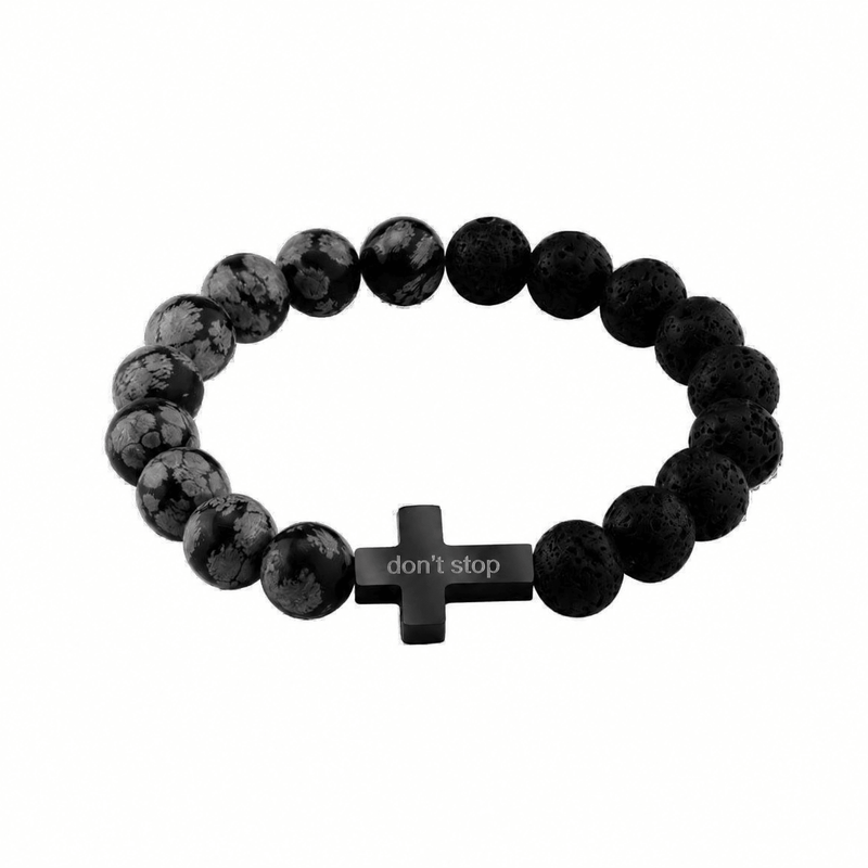 Brazalete personalizado de obsidiana nevada y piedra volcánica, cruz grabada, modelo Ayko