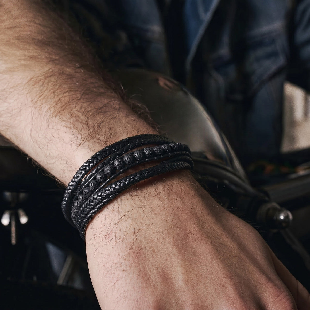 Bracelet personnalisé multi-rangs tressé, pierres naturelles, fermoir magnétique, modèle Aristote
