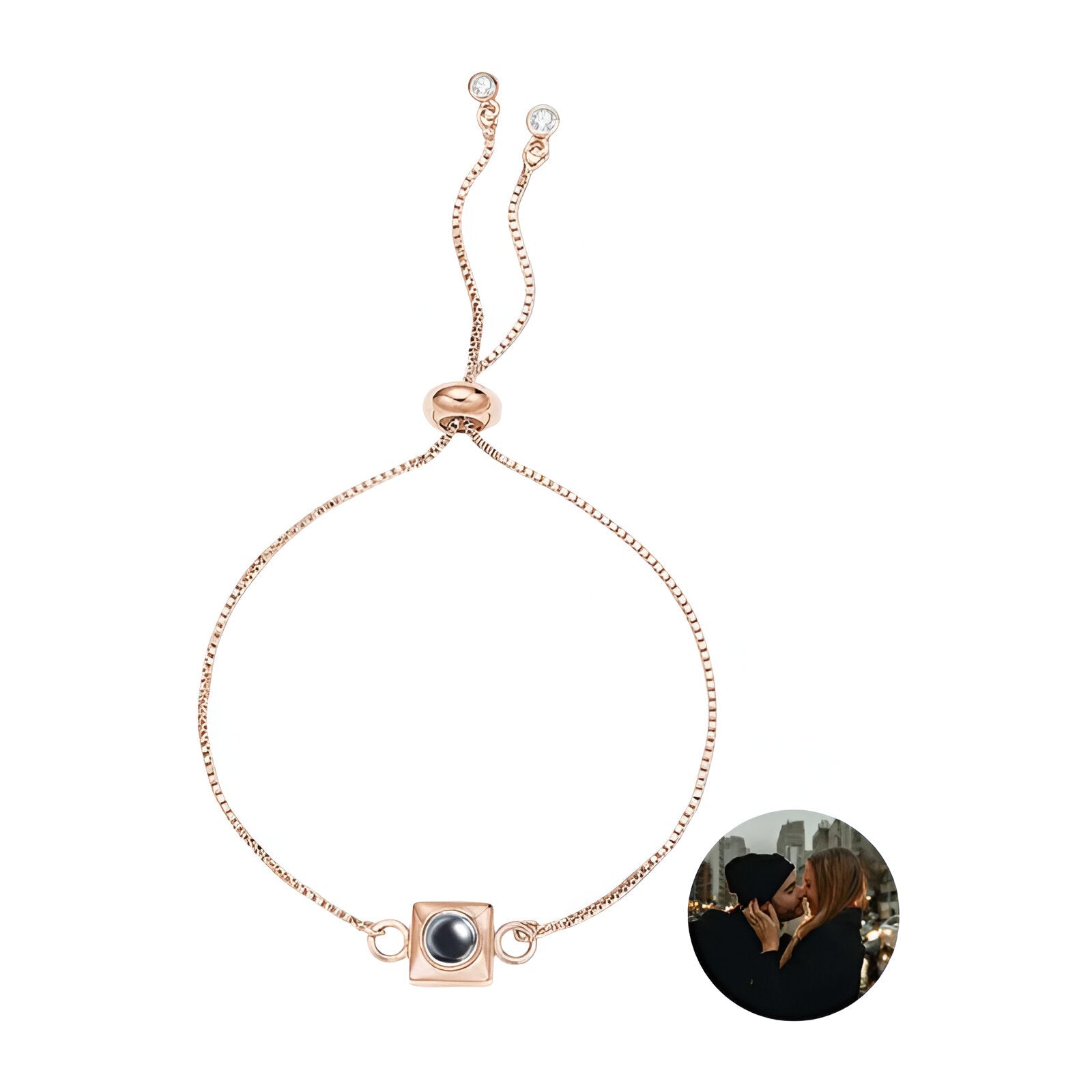 Bracelet en titane or rosé avec chaîne réglable et charm carré photo personnalisable noir.