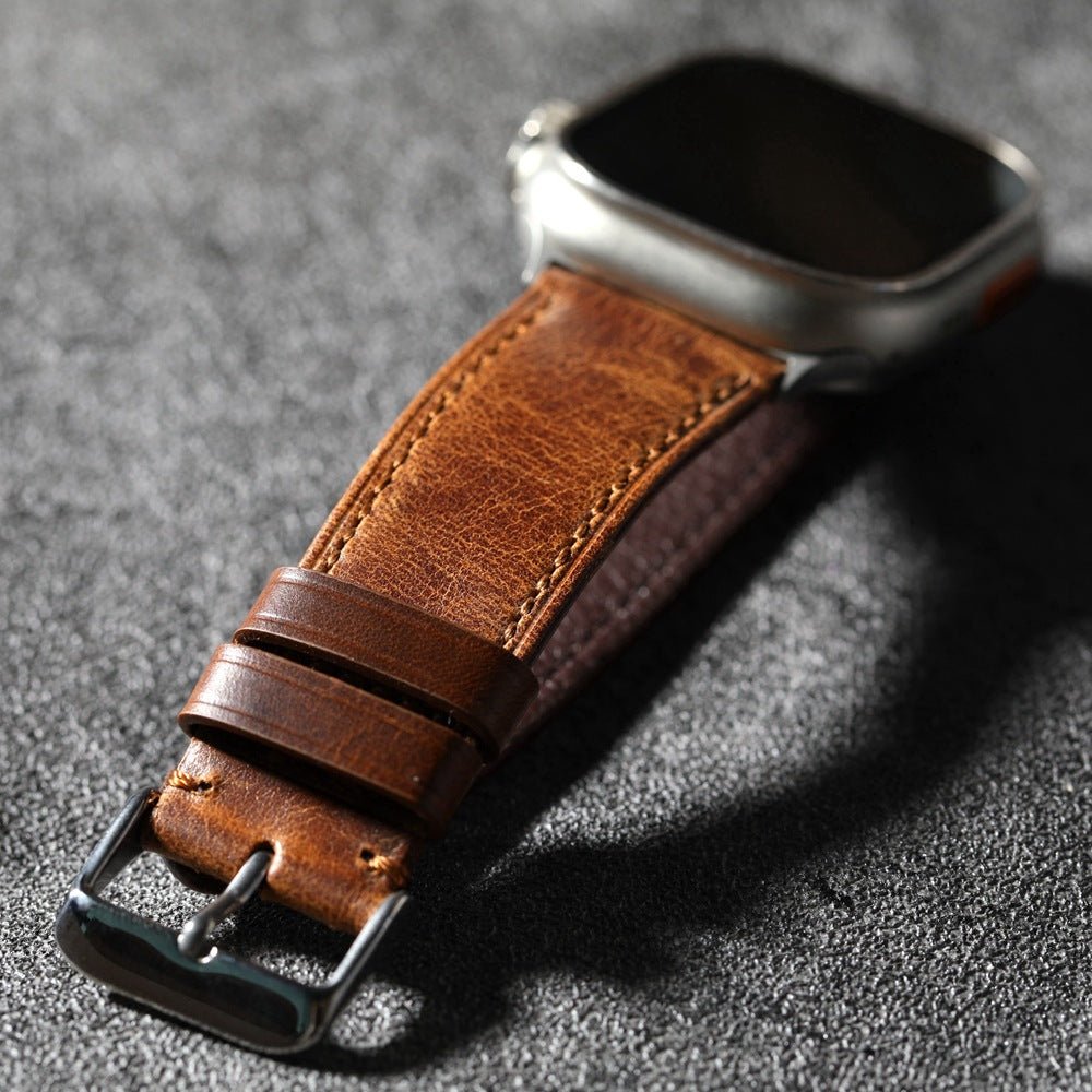 Armband für Apple Watch aus braunem Vollleder, robuster Verschluss aus Stahl, täglicher Tragekomfort am Handgelenk, Modell Eugène