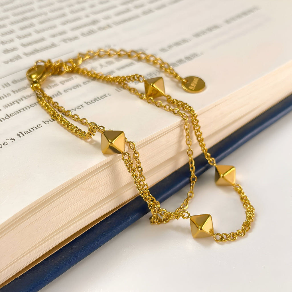Bracelet pour femme, en acier inoxydable, aux formes géométriques, modèle Hedda - La Boutique du Bracelet