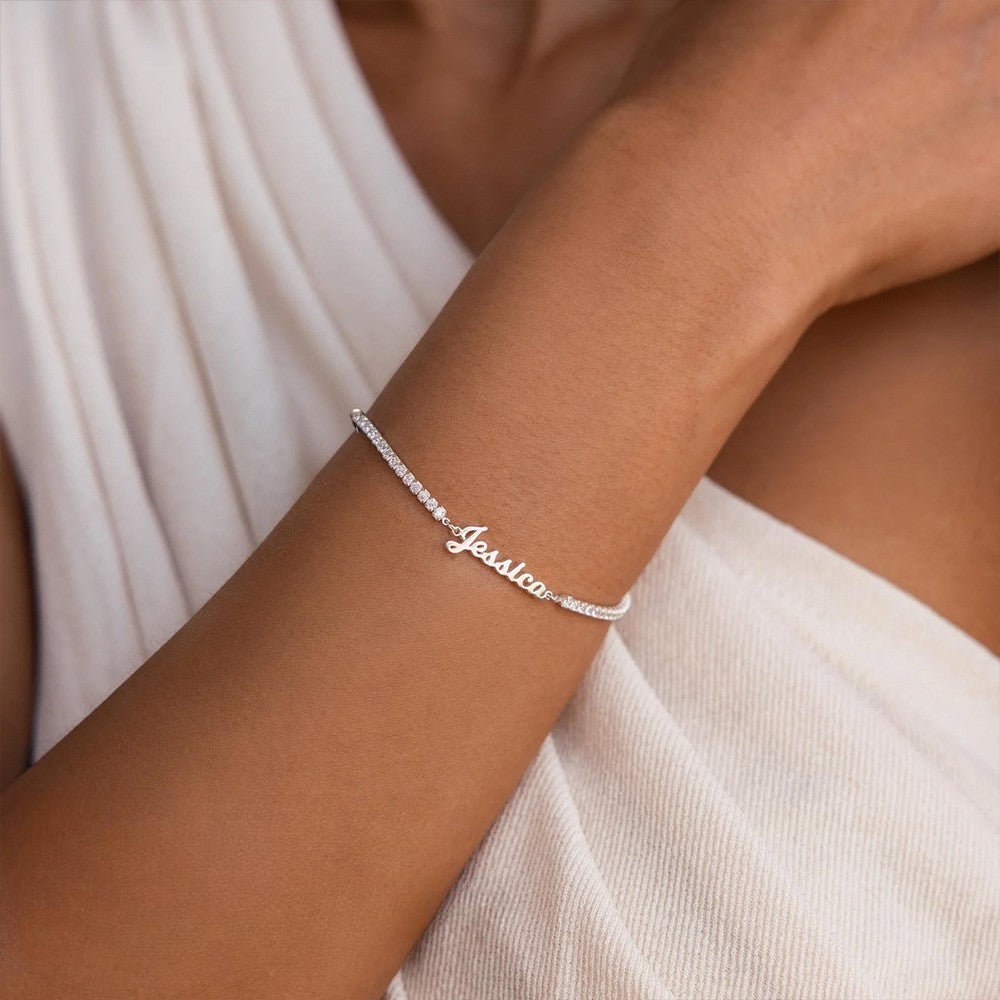 Bracelet prénom personnalisé en acier inoxydable, maille tennis, finition dorée ou argentée, modèle Brooke