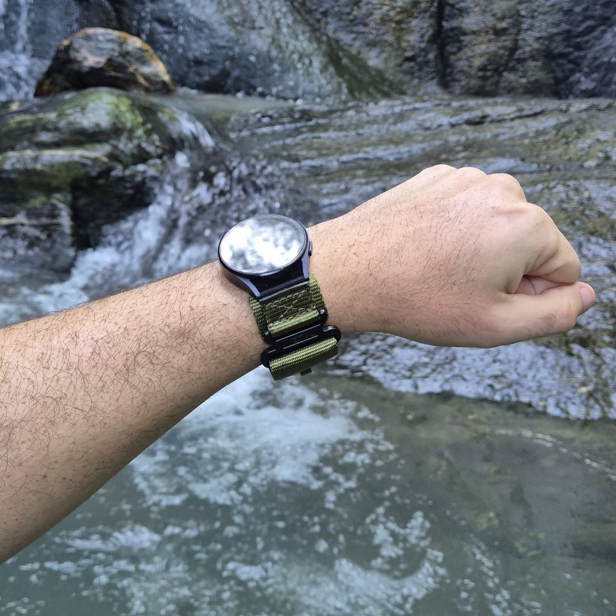 Bracelet sport en nylon tressé, fermoir velcro, pour Samsung, Garmin et Ice Watch, modèle Naéro