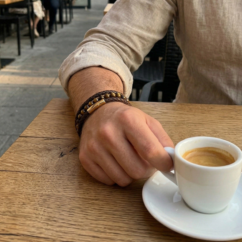 Bracelet triple rang cuir et pierres naturelle style rétro, acier inoxydable poli, accessoire masculin raffiné et distinctif, modèle Lancère