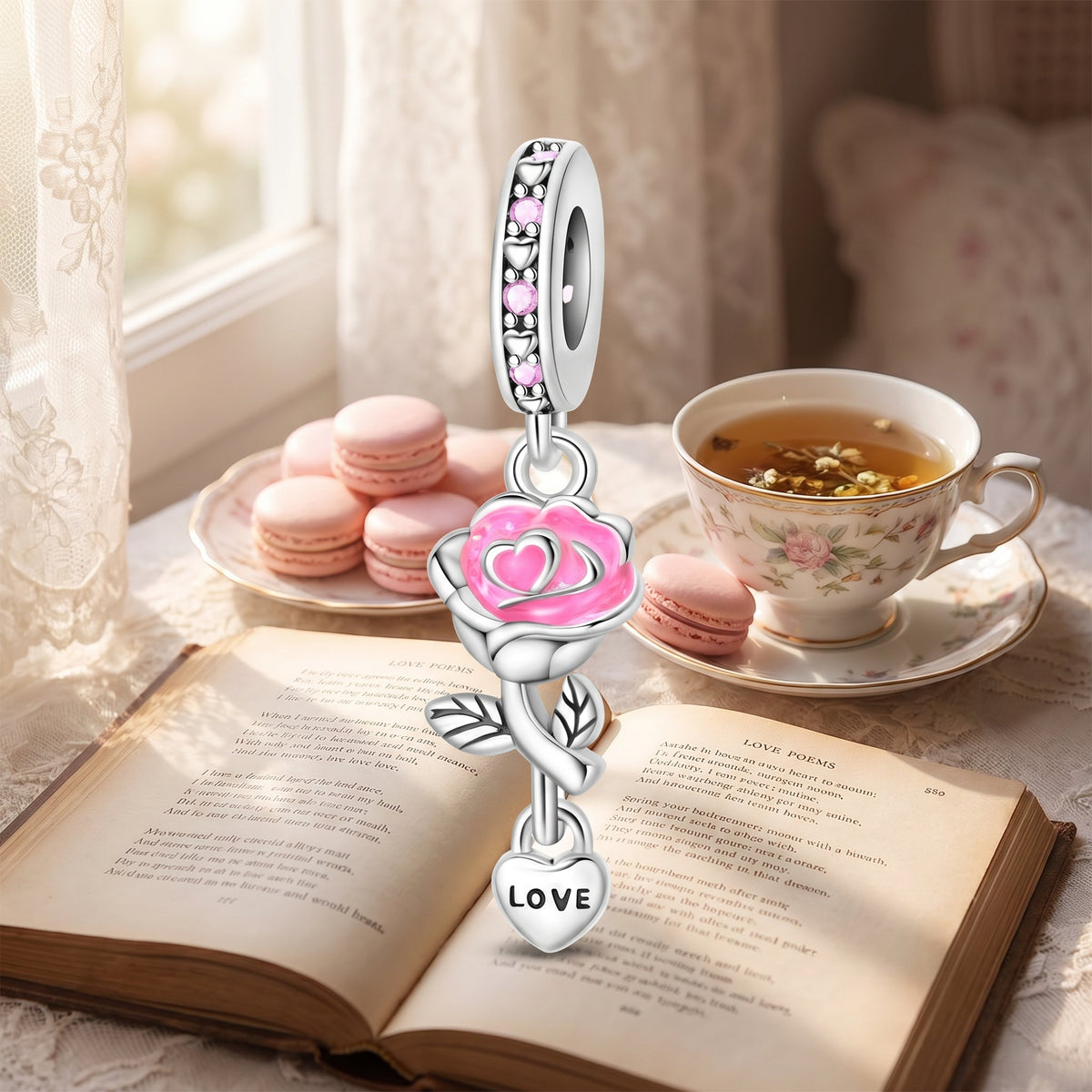 Charm pendant, Pendentif rose émaillée phosphorescente et petit cœur LOVE, pour femme, modèle Rose Suspendue d'Amour