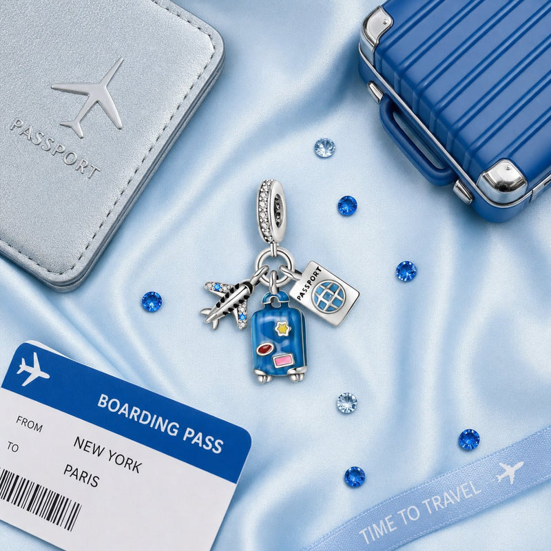 Bedel hanger, trio reis blauwe koffer vliegtuig en paspoort, voor dames, model Azurea
