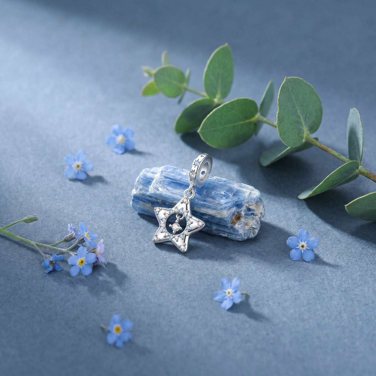 Openwork star pendant charm, blue and white zircons, for women, Shining Blue Star model