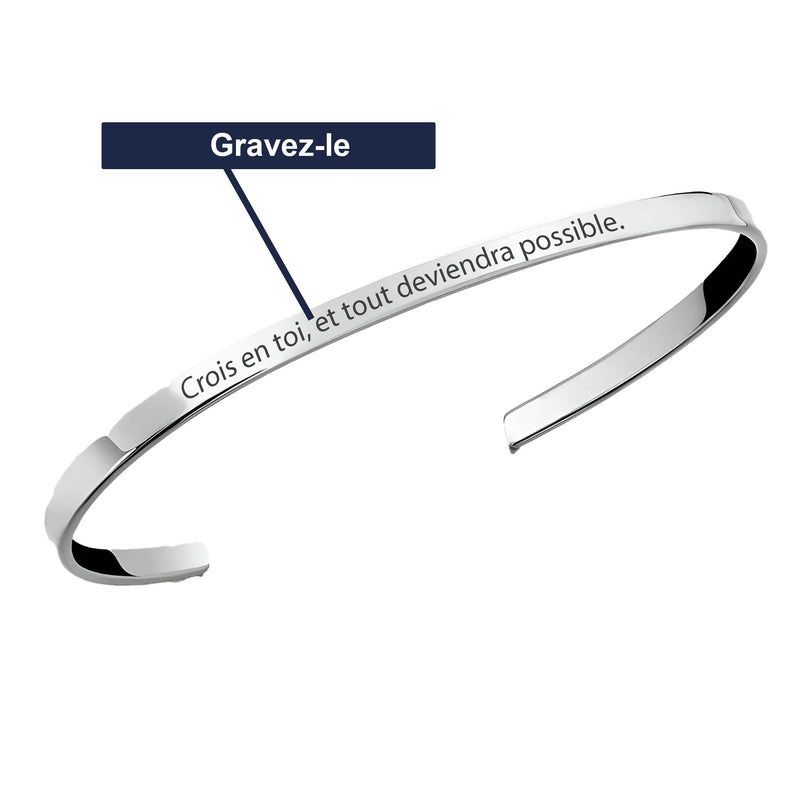 Bracelet jonc homme en acier inoxydable argenté avec gravure personnalisable, fin et minimaliste.
