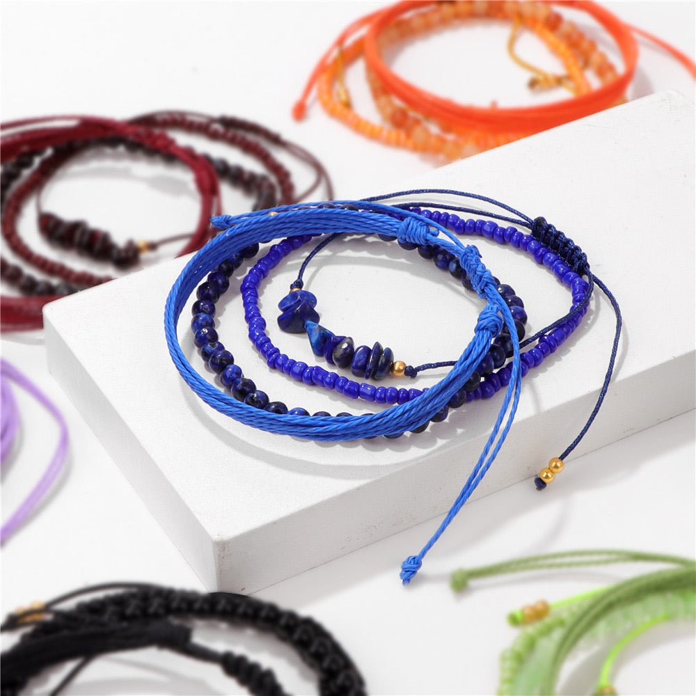 Ensemble de bracelets en perles et pierres naturelles bleu lapis lazuli avec cordon réglable.