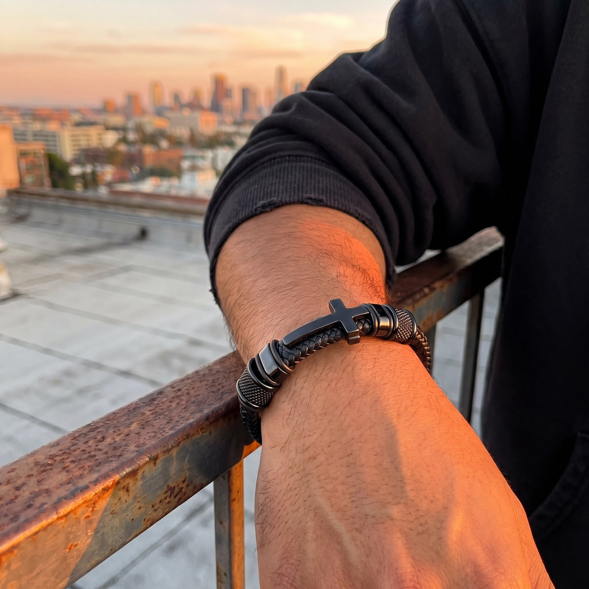 Mehrreihiges geflochtenes Armband mit Tigerauge-Perlen, Magnetverschluss, für Herren, Modell Cébreu