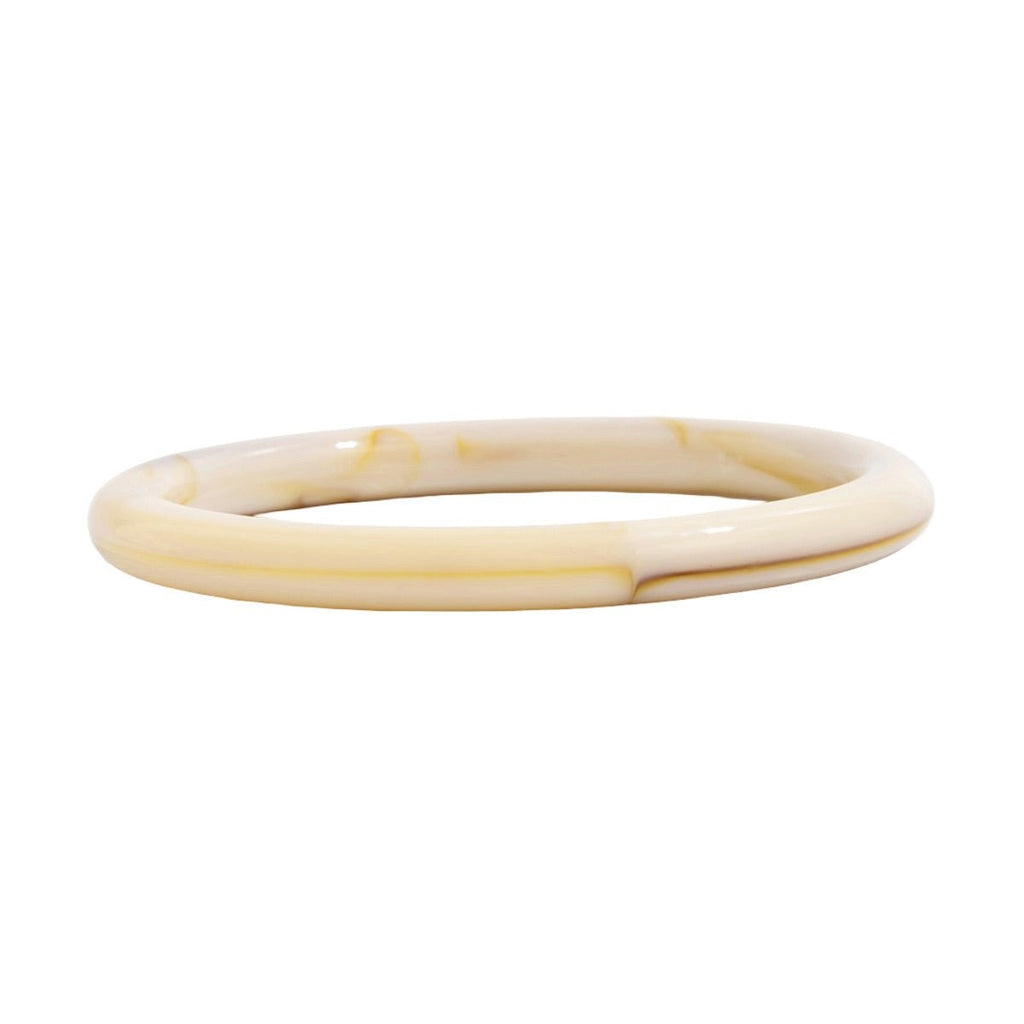 Trio de bracelets en résine, chic, effet marbre et ivoire, large à superposer, modèle Zanita - La Boutique du Bracelet