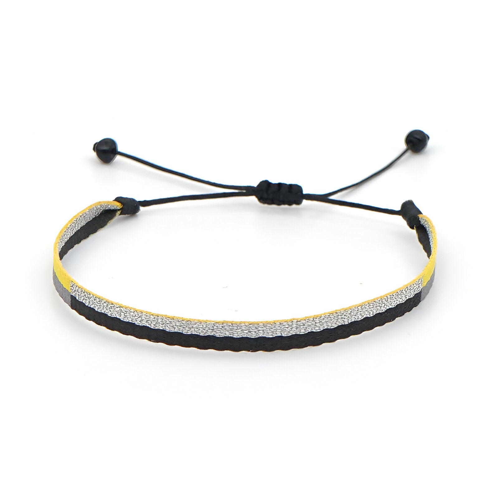 Trio de bracelets tibétains pour homme en jaspe gris et argent avec cordon noir ajustable.