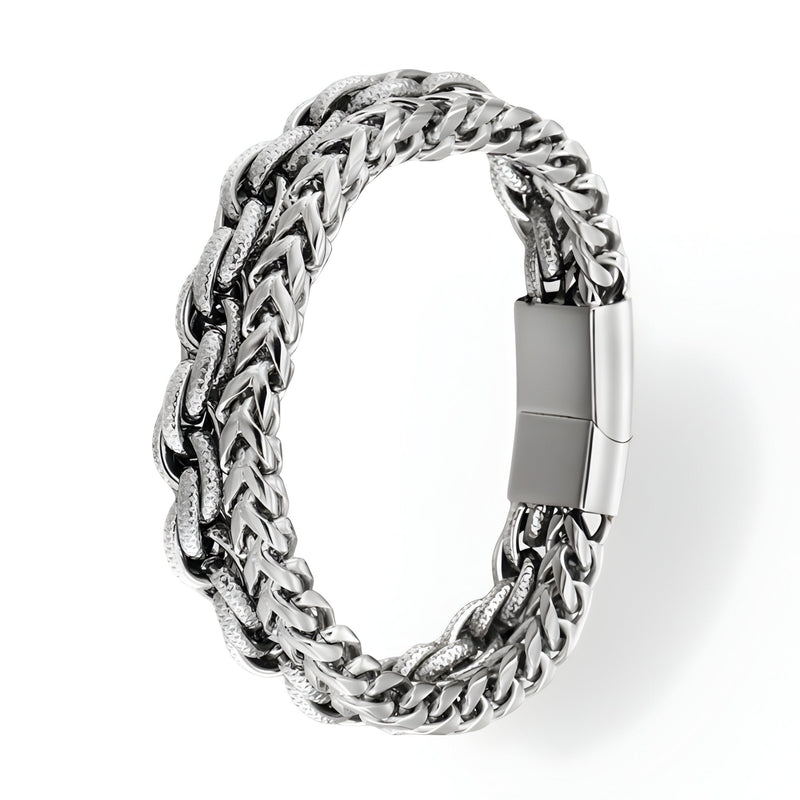 Bracelet homme en acier inoxydable argenté à double maille avec fermoir élégant.