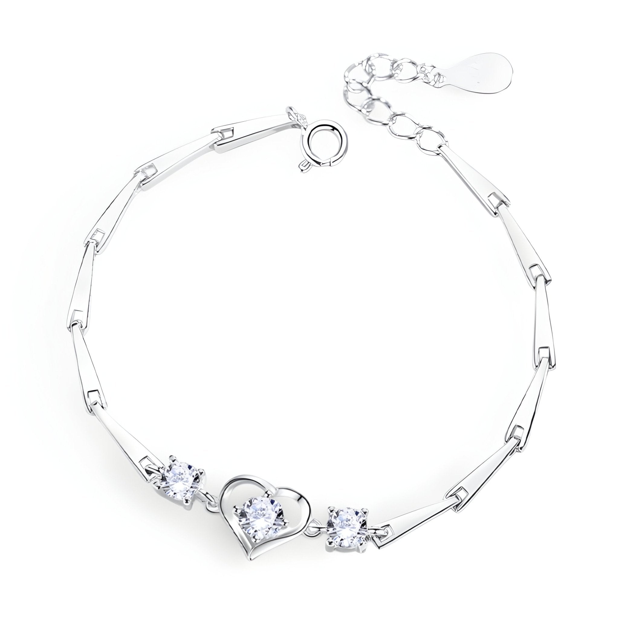 Bracelet en argent sterling avec chaîne fine et cœur central orné de petites pierres brillantes.