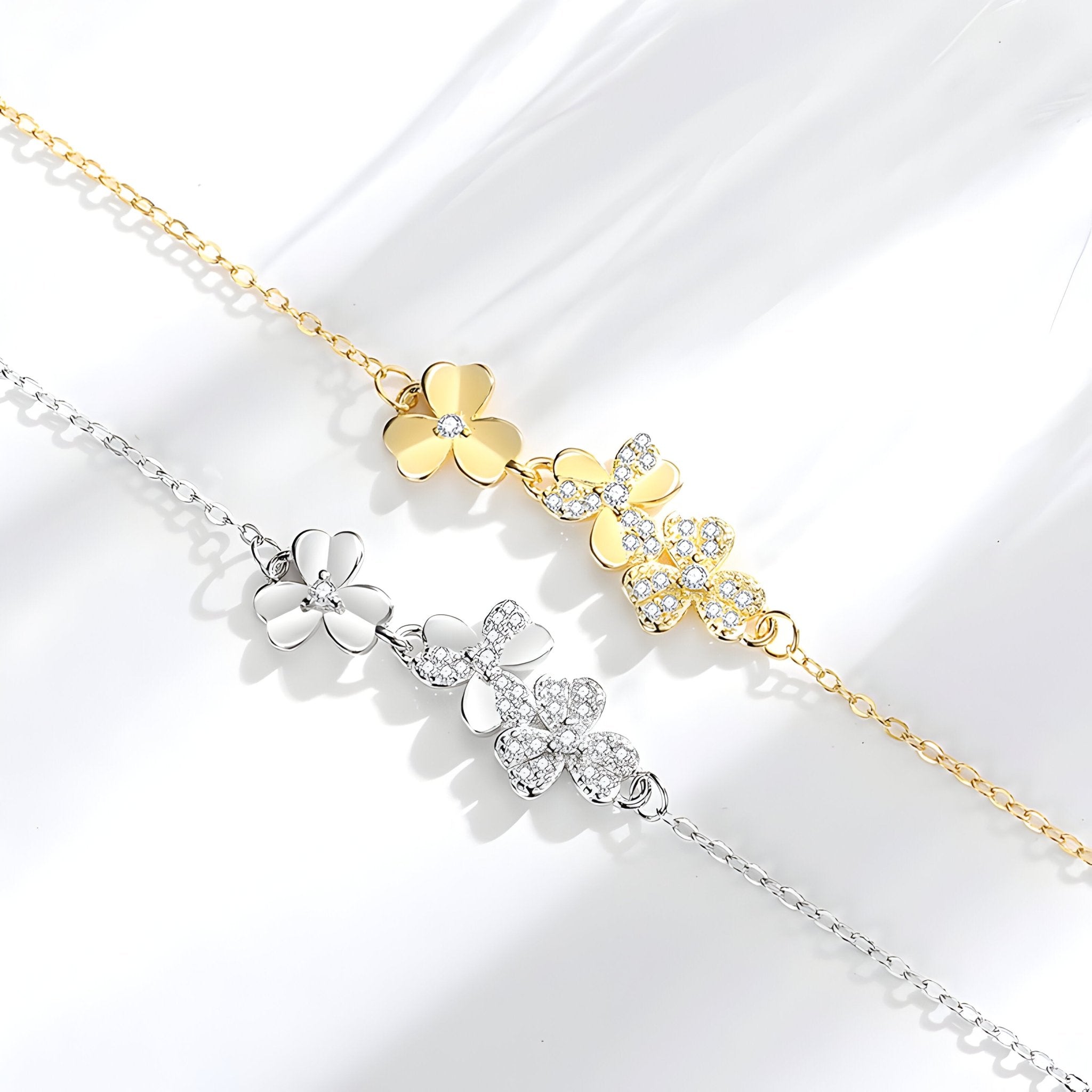 Bracelet fin en argent sterling avec pendentifs trèfle à trois feuilles et pierres scintillantes, style Lina.