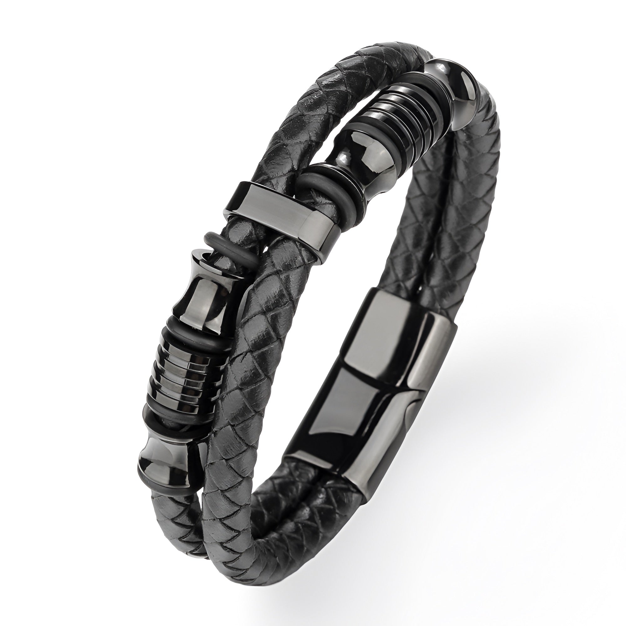 Bracelet homme en cuir tressé noir avec détails en acier noir et fermoir magnétique.