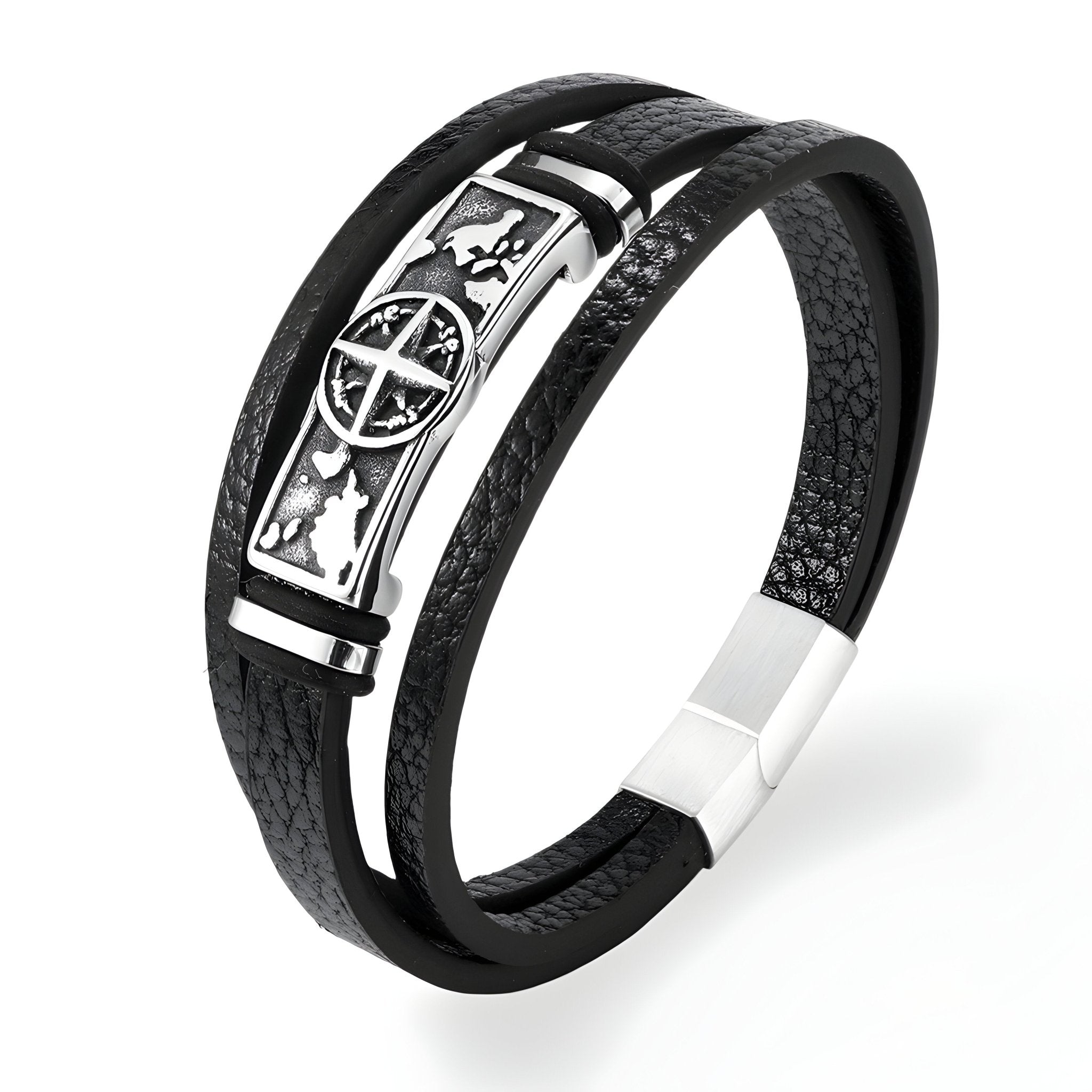 Bracelet en cuir noir double tour avec motif boussole en métal argenté et fermoir aimanté.