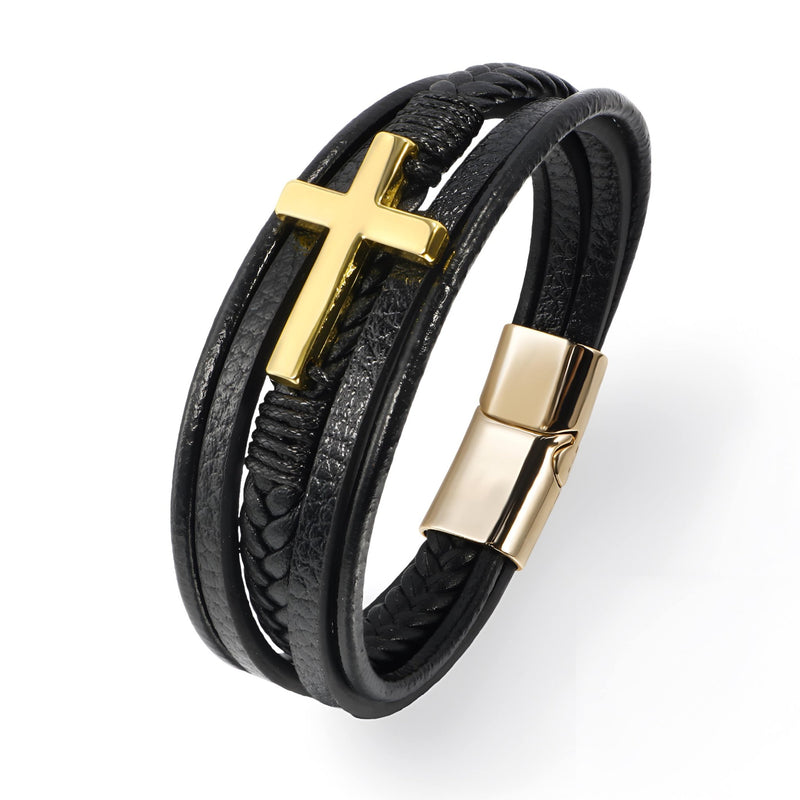 Bracelet homme en cuir noir multi-band avec croix dorée et fermoir métallique doré.