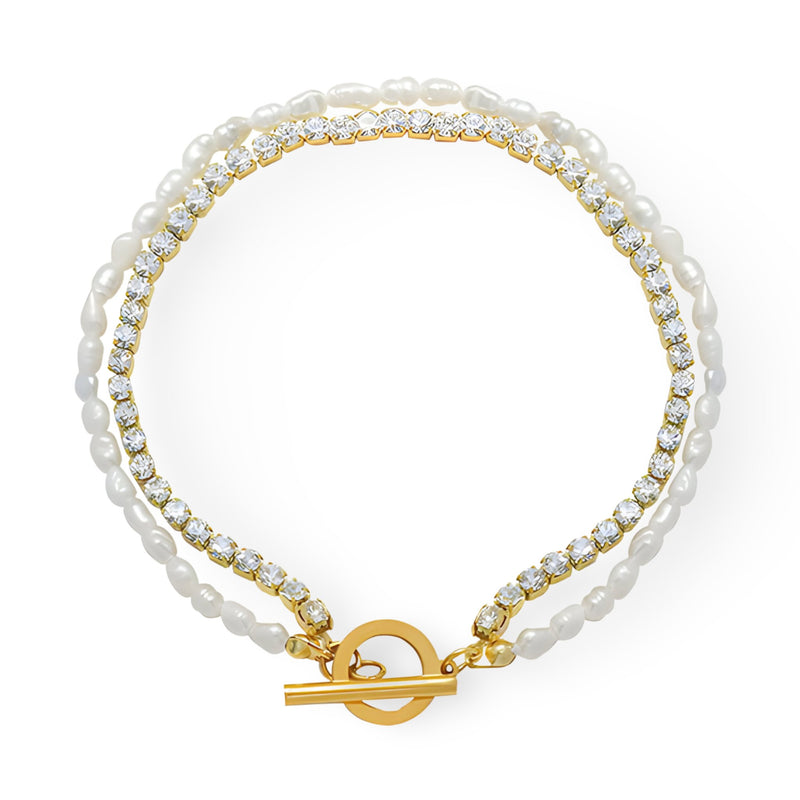 Bracelet double rang en titane plaqué or 18 carats avec perles blanches et pierres de zircon serties.