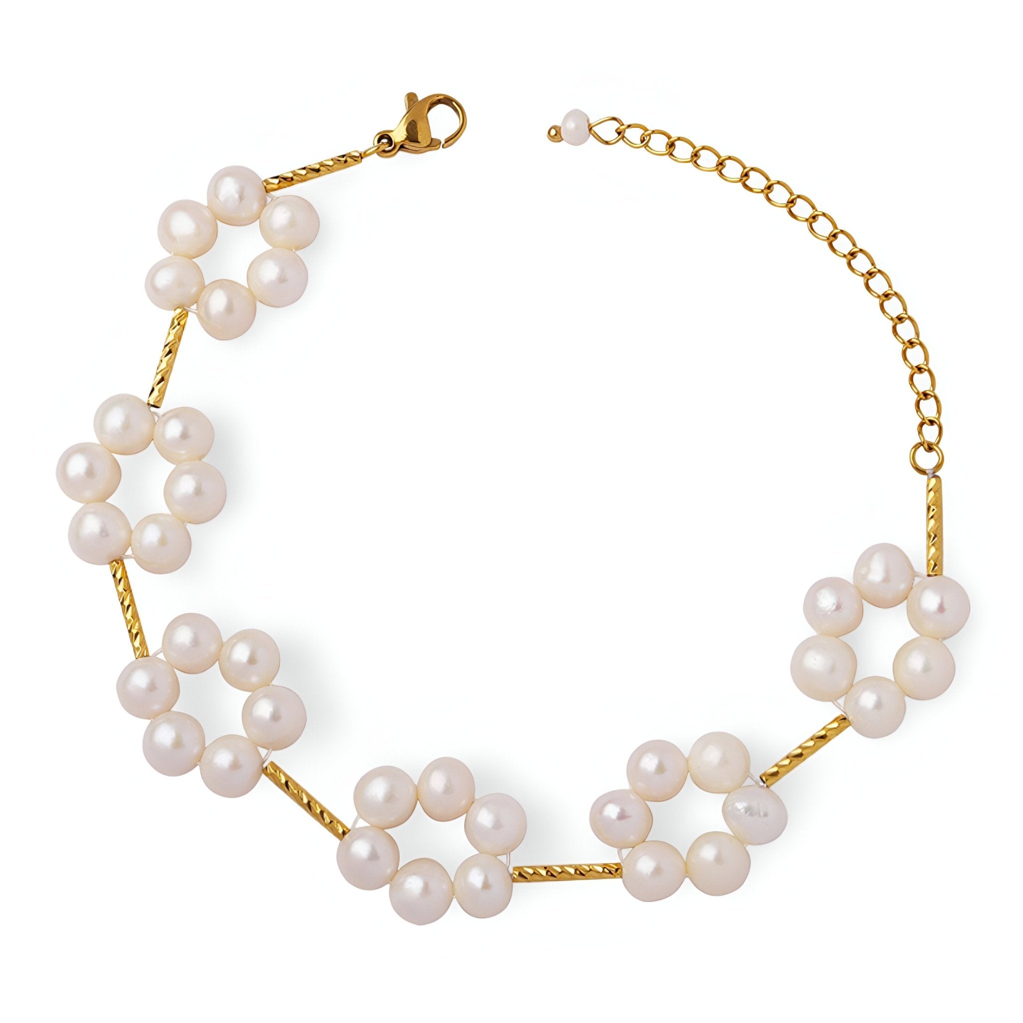 Bracelet en titane plaqué or 18 carats avec fleurs en perles naturelles blanches.