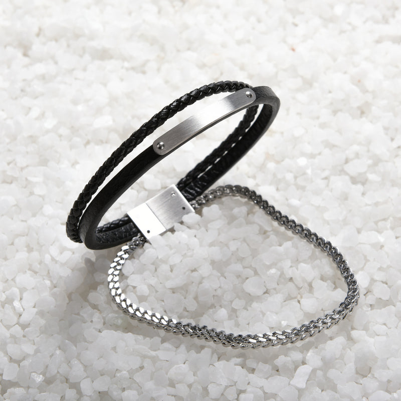 Bracelet double tour en cuir noir tressé et chaîne acier inoxydable, fermeture magnétique rectangulaire, style moderne et.