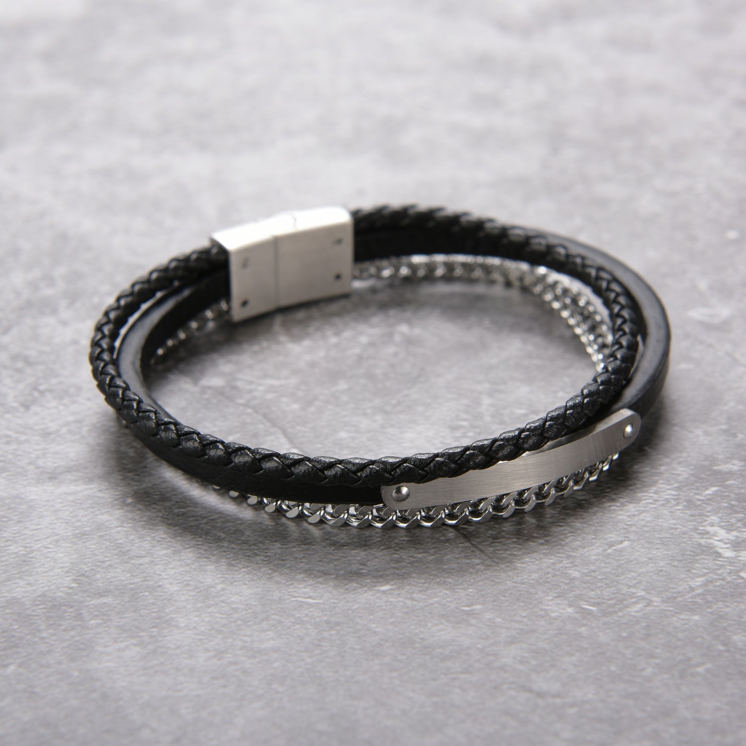 Bracelet homme double tour cuir noir tressé et chaîne acier argenté, fermeture magnétique acier inoxydable.