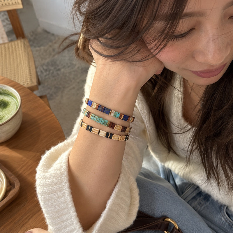 Trio de bracelets en perles du Japon Tila, bleu cobalt turquoise et ivoire marbré, modèle Chihisu
