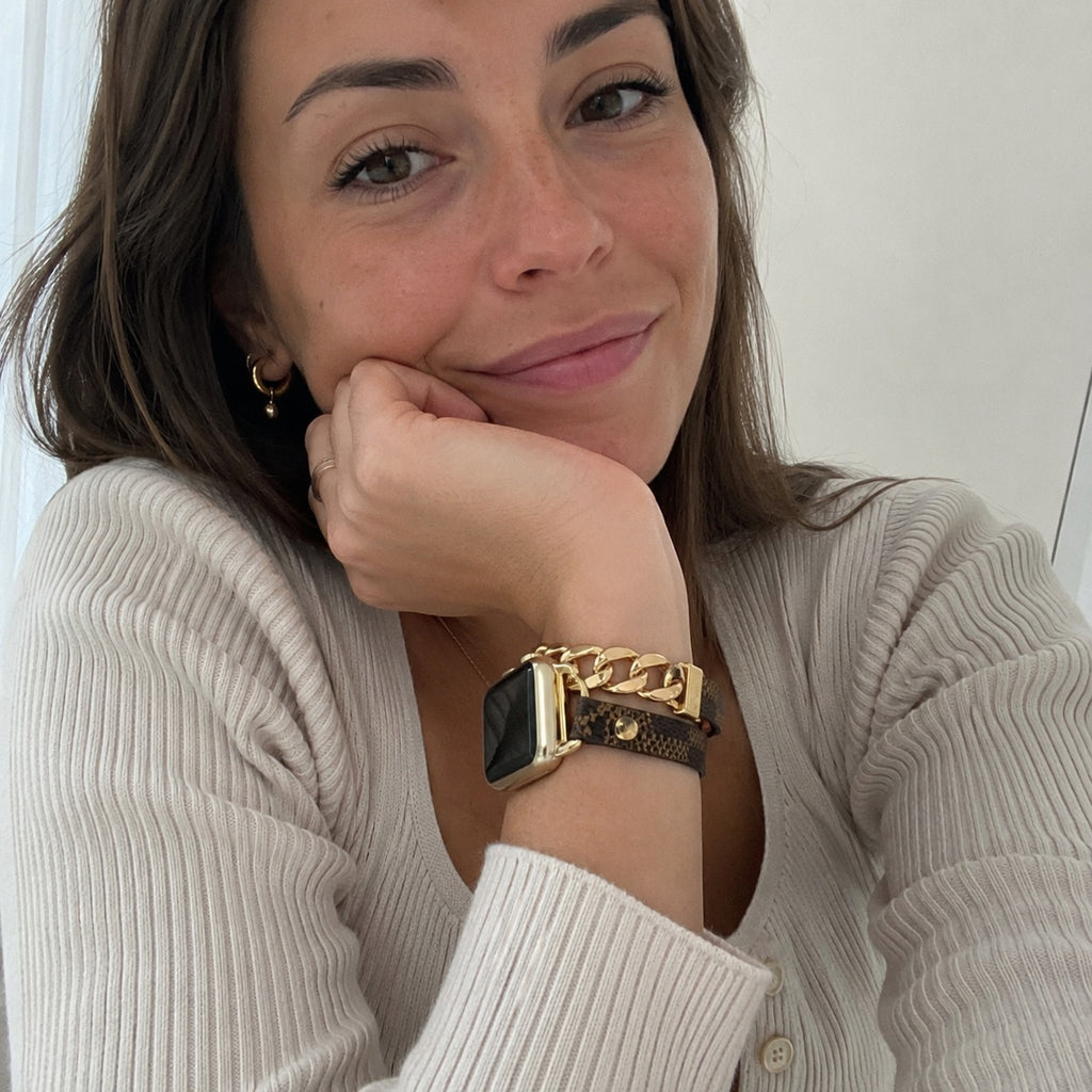 Bracelet compatible Apple Watch, double tour brun à motif, chaîne cubaine dorée, fermeture ajustable, modèle Harmania