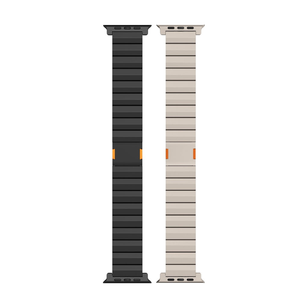 Bracelet Apple Watch en titane, design à maillons rectangulaires, noir et gris clair, fermetures magnétiques orange.