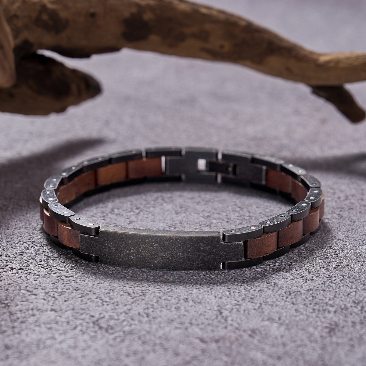 Bracelet en bois et acier inoxydable, plaque personnalisable par gravure, maillons ajustables, modèle Vodin