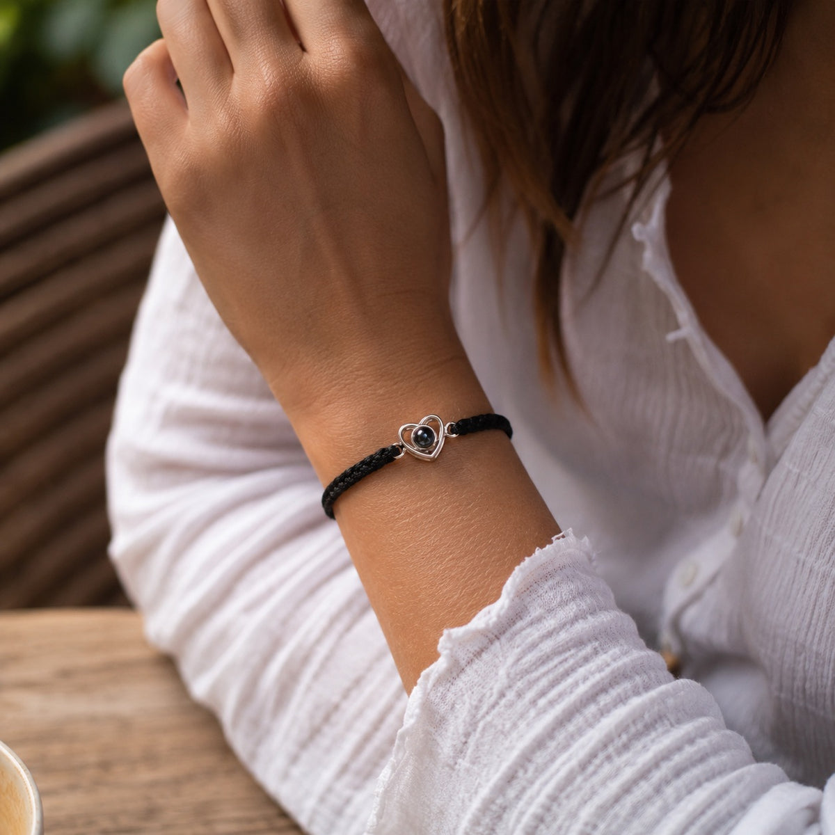 Personalisierbares Fotoband, geflochtenes Band, Herzanhänger mit Projektion, Modell Pyralie