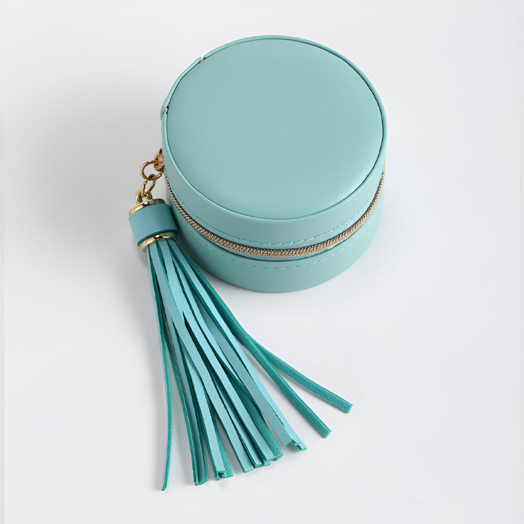 Boîte à bijoux nomade, mini format, à pompon, modèle Pam - La Boutique du Bracelet