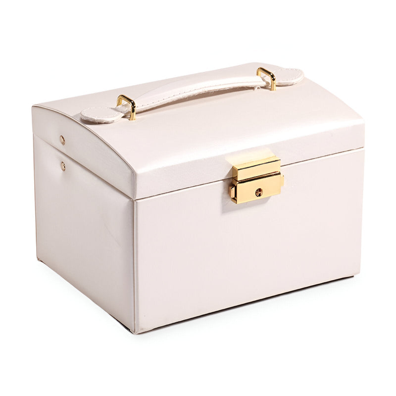 Boîte à bijoux crème compacte avec poignée et fermeture dorée élégante.