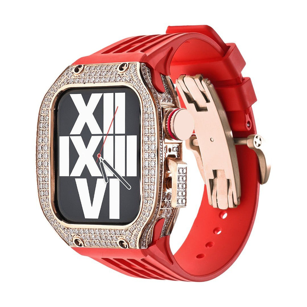 Boîtier Apple Watch luxe en titane rose serti de strass, bracelet en silicone rouge texturé, design moderne Sultan.