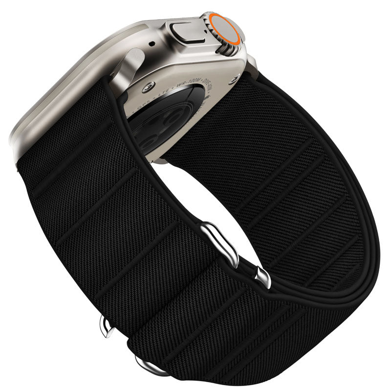 Bracelet en nylon noir à boucle ajustable pour Apple Watch, style tactique et sécurisé.